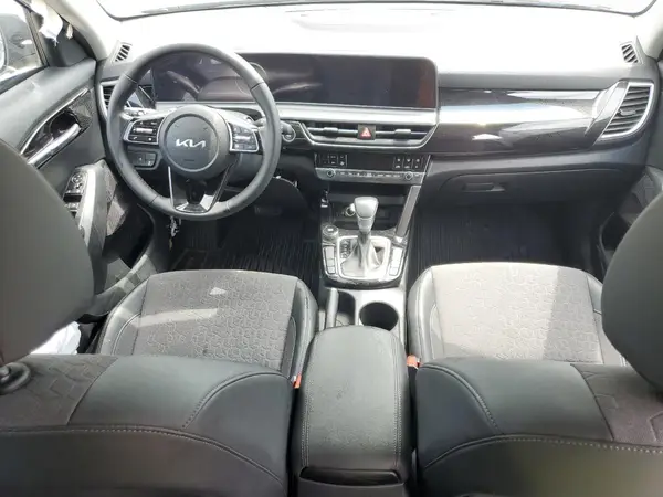 KNDEU2AA7R7524909 2024 KIA SELTOS - Image 8