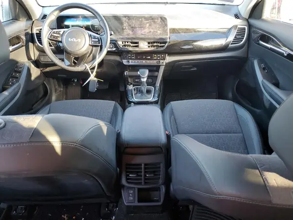 KNDEU2AA7R7622693 2024 KIA SELTOS - Image 8