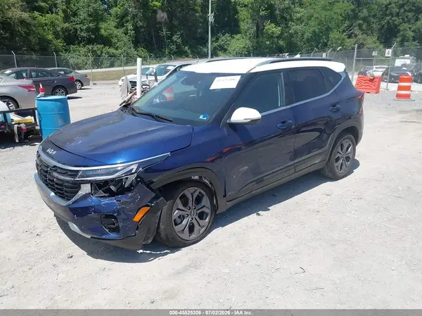 KNDEU2AA7R7627036 2024 KIA SELTOS - Image 2