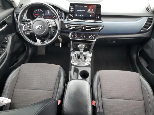 KNDEU2AA8M7115682 2021 KIA SELTOS - Image 8