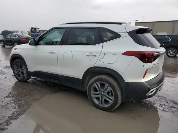 KNDEU2AA8M7189832 2021 KIA SELTOS - Image 2