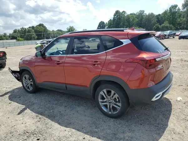 KNDEU2AA8M7216012 2021 KIA SELTOS - Image 2