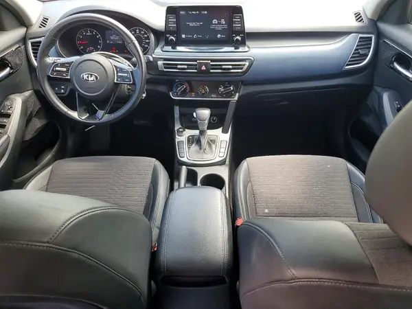 KNDEU2AA8M7216172 2021 KIA SELTOS - Image 8
