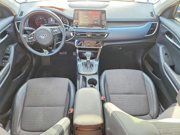 KNDEU2AA8M7222439 2021 KIA SELTOS - Image 8