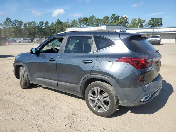 KNDEU2AA8M7229889 2021 KIA SELTOS - Image 2