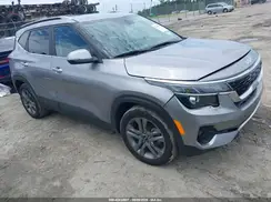 KNDEU2AA8N7301840 2022 KIA SELTOS