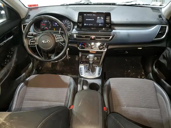 KNDEU2AA9M7050549 2021 KIA SELTOS - Image 8
