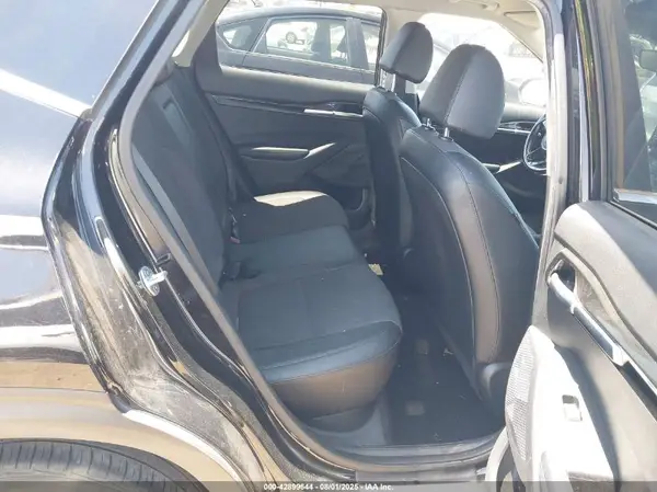 KNDEU2AA9M7054424 2021 KIA SELTOS - Image 8
