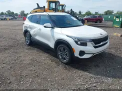 KNDEU2AA9M7060109 2021 KIA SELTOS
