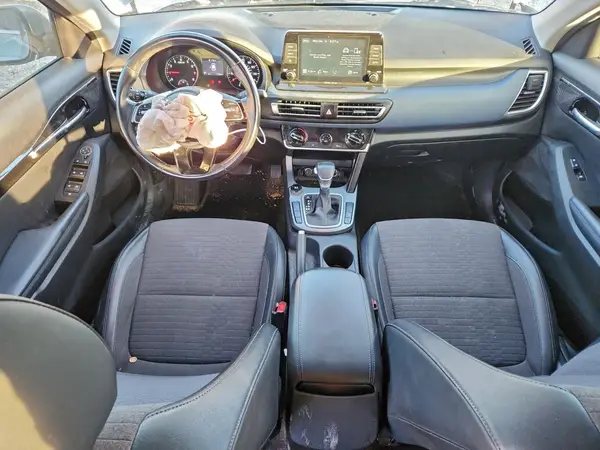 KNDEU2AA9M7107526 2021 KIA SELTOS - Image 8