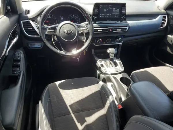 KNDEU2AA9M7147119 2021 KIA SELTOS - Image 8