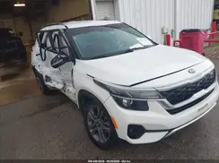 KNDEU2AA9M7188527 2021 KIA SELTOS