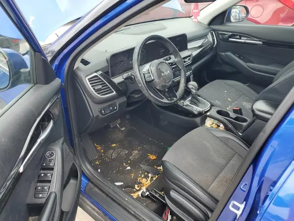 KNDEU2AA9R7530047 2024 KIA SELTOS - Image 8