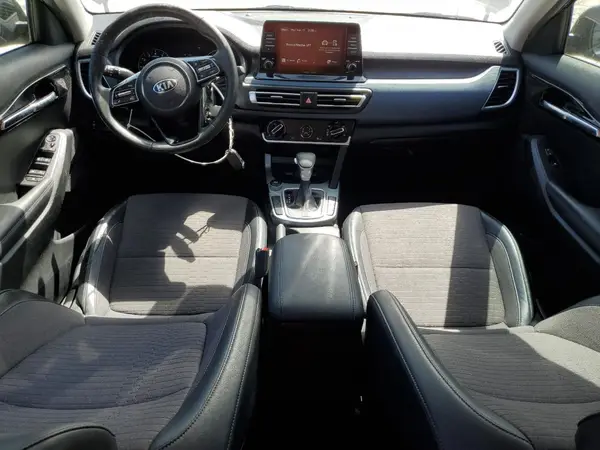 KNDEU2AAXM7099940 2021 KIA SELTOS - Image 8