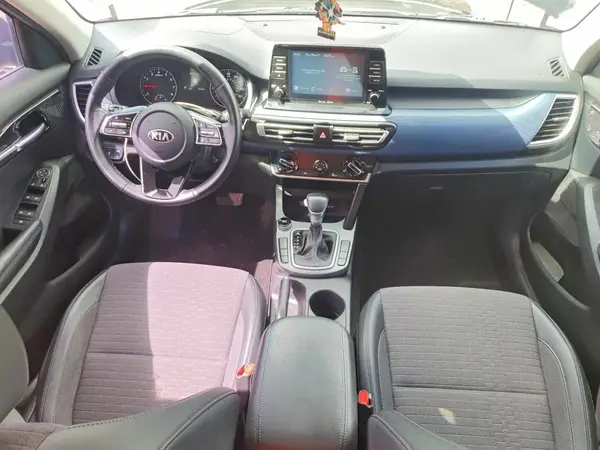 KNDEU2AAXM7115716 2021 KIA SELTOS - Image 8