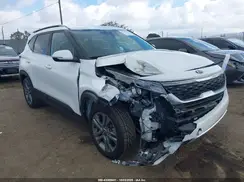 KNDEU2AAXM7131320 2021 KIA SELTOS