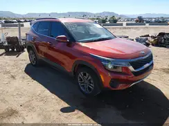 KNDEU2AAXM7173048 2021 KIA SELTOS