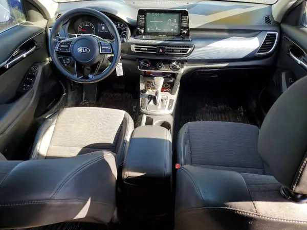 KNDEU2AAXM7216142 2021 KIA SELTOS - Image 8