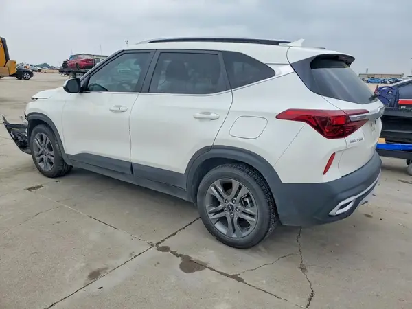 KNDEU2AAXN7238000 2022 KIA SELTOS - Image 2