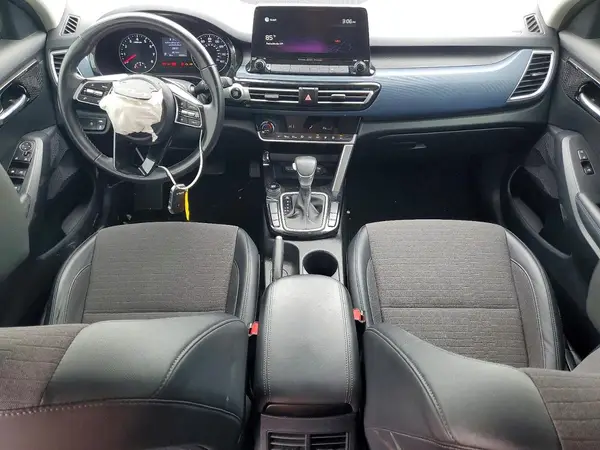 KNDEU2AAXN7238000 2022 KIA SELTOS - Image 8