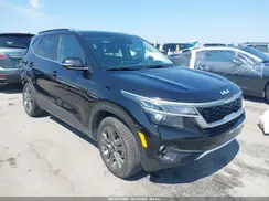 KNDEU2AAXN7286029 2022 KIA SELTOS