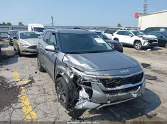 KNDEU2AAXN7302083 2022 KIA SELTOS