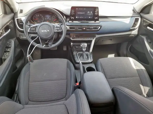 KNDEU2AAXP7373786 2023 KIA SELTOS - Image 8