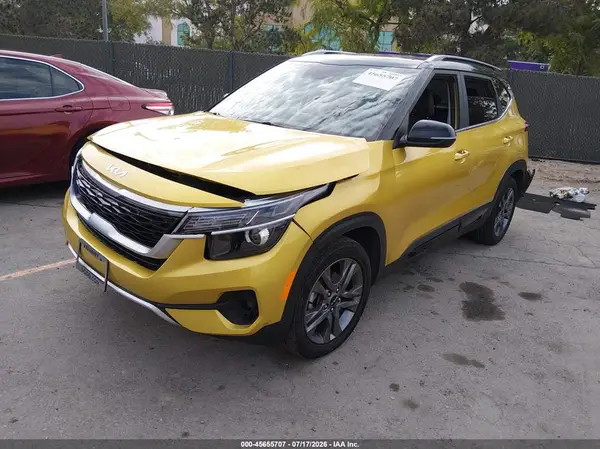 KNDEU2AAXP7381886 2023 KIA SELTOS - Image 2