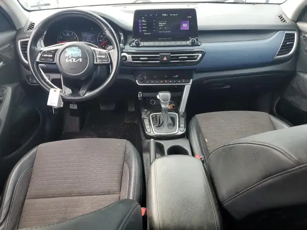 KNDEU2AAXP7388580 2023 KIA SELTOS - Image 8
