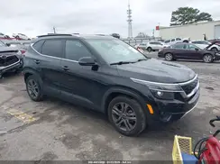 KNDEU2AAXP7394623 2023 KIA SELTOS