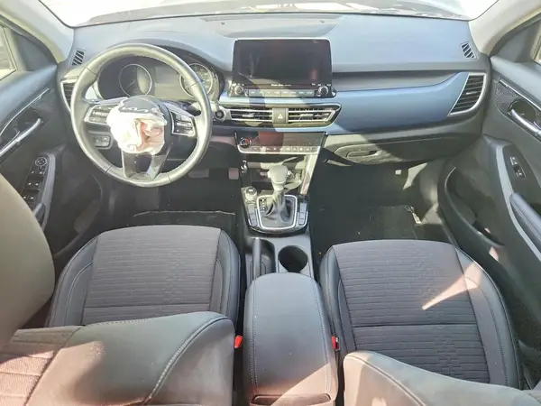 KNDEU2AAXP7395951 2023 KIA SELTOS - Image 8