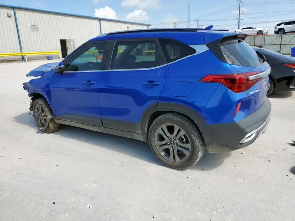KNDEU2AAXP7423988 2023 KIA SELTOS - Image 2
