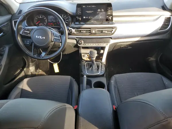 KNDEU2AAXP7432206 2023 KIA SELTOS - Image 8
