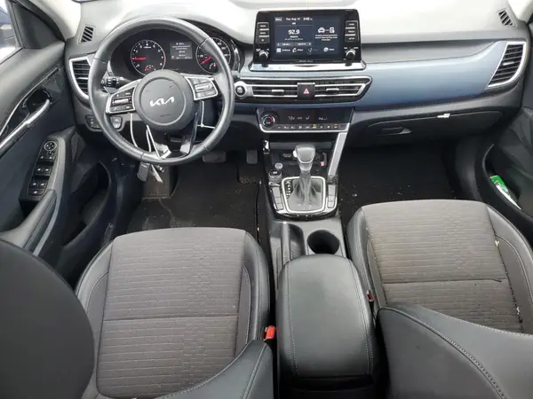 KNDEU2AAXP7453833 2023 KIA SELTOS - Image 8