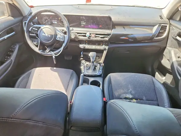 KNDEU2AAXR7526962 2024 KIA SELTOS - Image 8