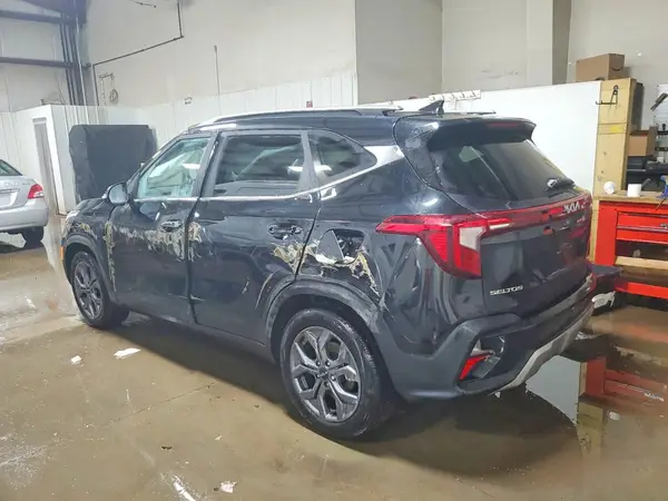 KNDEU2AAXR7587468 2024 KIA SELTOS - Image 2