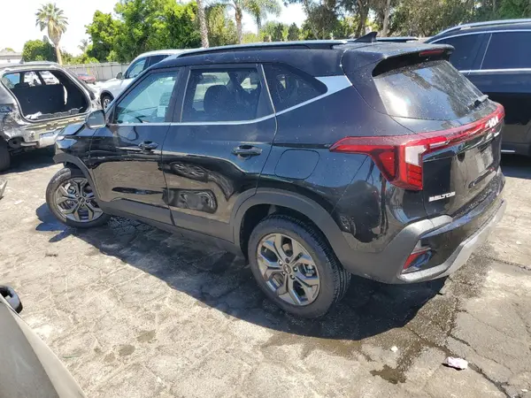 KNDEU2AAXR7599510 2024 KIA SELTOS - Image 2