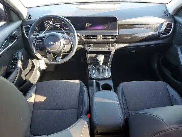 KNDEU2AAXR7618427 2024 KIA SELTOS - Image 8