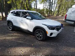 KNDEU2AAXR7624857 2024 KIA SELTOS