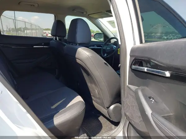 KNDEU2AAXS7717318 2025 KIA SELTOS - Image 8