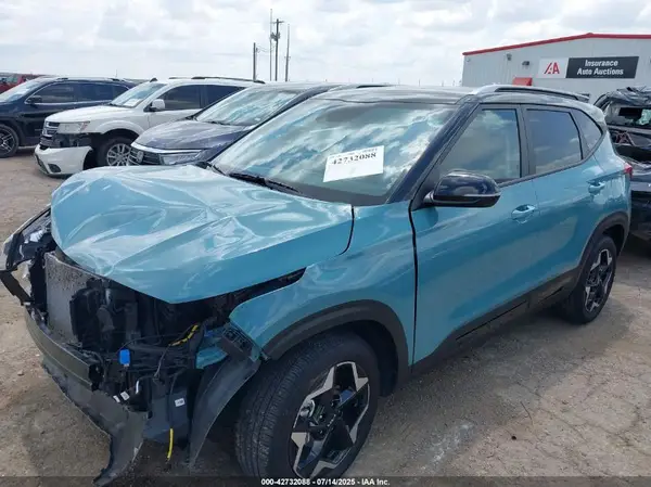 KNDEU2AAXS7761643 2025 KIA SELTOS - Image 2