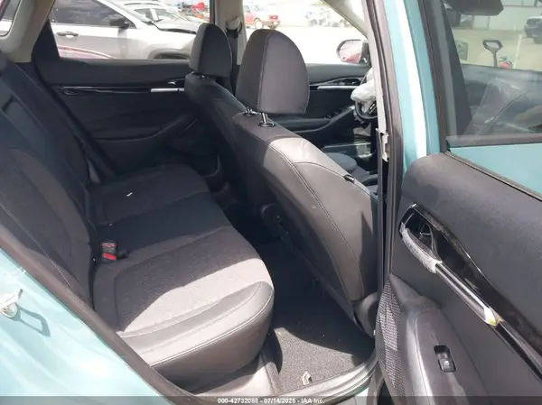 KNDEU2AAXS7761643 2025 KIA SELTOS - Image 8