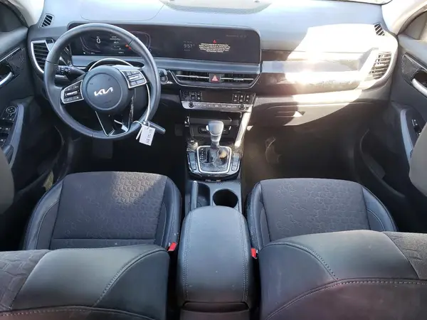 KNDEU2AAXS7776448 2025 KIA SELTOS - Image 8