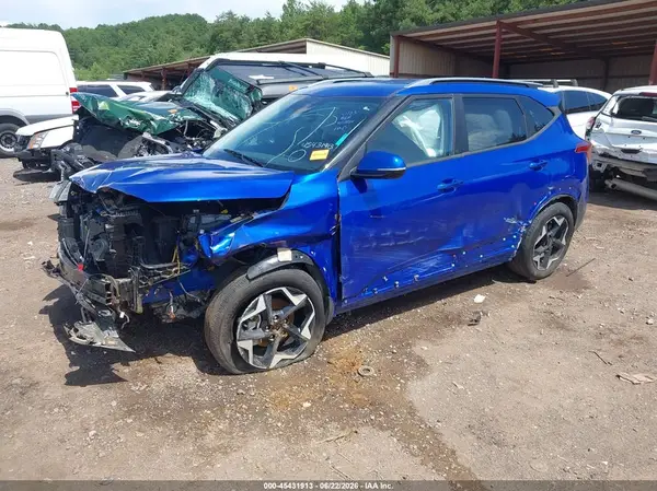 KNDEU2AAXS7800103 2025 KIA SELTOS - Image 2