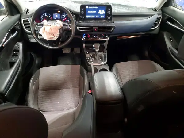 KNDEUCA20M7147766 2021 KIA SELTOS - Image 8