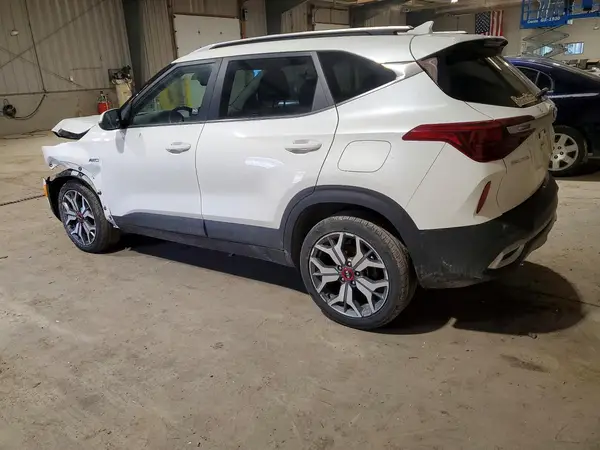 KNDEUCA20M7154944 2021 KIA SELTOS - Image 2