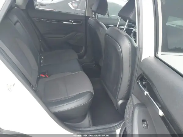 KNDEUCA21M7056893 2021 KIA SELTOS - Image 8