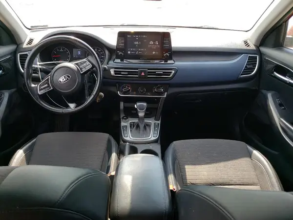 KNDEUCA22M7159739 2021 KIA SELTOS - Image 8
