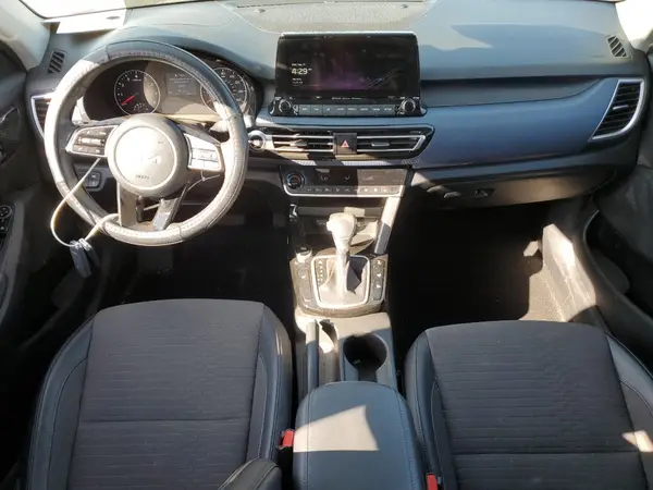 KNDEUCA24N7341377 2022 KIA SELTOS - Image 8