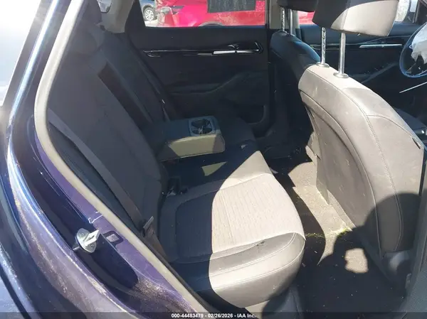 KNDEUCA25M7041281 2021 KIA SELTOS - Image 8